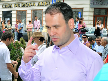 2012_10_15_ robert negoita 1_rsz