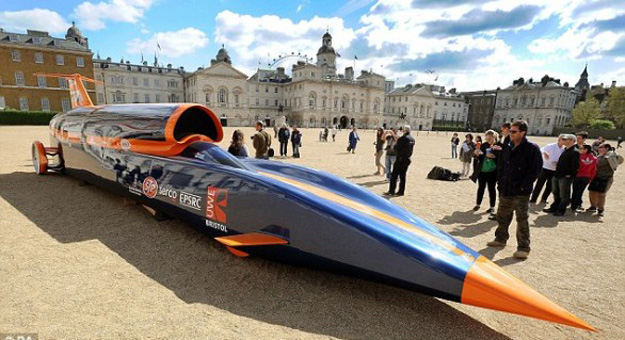 article-0-0B986DFE00000578-69_634x363-586x319