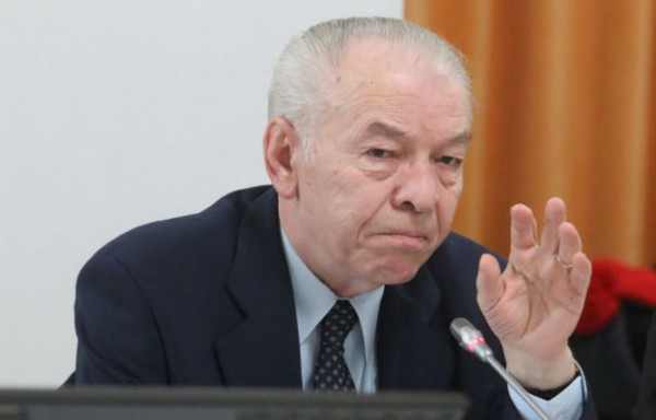 nicolae-vacaroiu-600x384