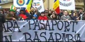 protest-in-fata-mae-si-a-ambasadei-republicii-moldova-la-bucuresti-peste-100-de-oameni-cer-eliminarea-pasapoartelor-la-trecerea-frontierei-peste-prut-video-137807