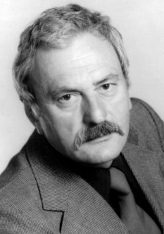 Amza Pellea (n. 7 aprilie 1931 în Băilești, Dolj - d. 12 decembrie 1983, București), actor român de teatru și film - foto: cinemagia.ro