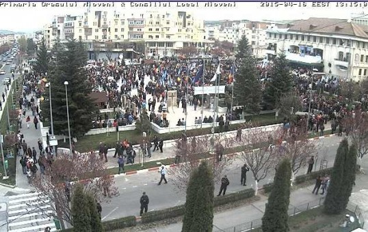 image-2015-04-16-19937884-0-centrul-orasului-mioveni-13-15