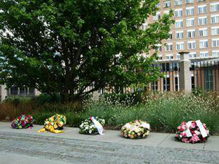 omagiu victimelor războiului chimic - Foto: (c) opcw.org