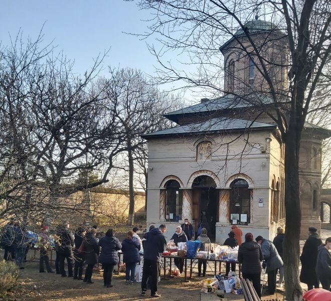 Sâmbăta morților – Moșii de iarnă (Biserica Mărcuța  - foto Mihai Verzea