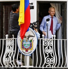 Julian Assange - foto preluat de pe dailymail.co.uk