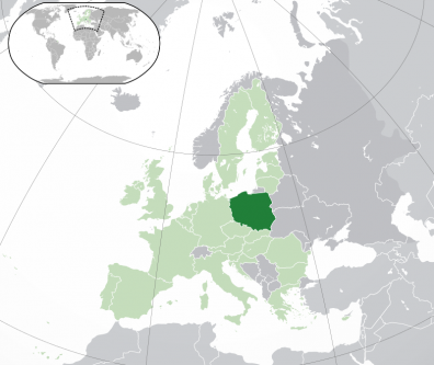 Polonia (în poloneză Polska, oficial Republica Polonă, în poloneză) este o țară din Europa Centrală, care se învecinează cu Germania la vest, cu Cehia și Slovacia la sud, cu Ucraina și Belarus la est și cu Lituania, Rusia și Marea Baltică la nord. Are, de asemenea, o frontieră maritimă cu Danemarca și Suedia. Întreaga suprafață a Poloniei este de 312.679 km², situând acest stat pe poziția 70 în lume din punct de vedere al suprafeței. Polonia are o populație de 38,5 milioane de locuitori, concentrați, în principal, în orașe și municipii mai mari, precum capitala istorică – Cracovia, și cea actuală – Varșovia - foto: ro.wikipedia.org