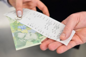 Bon fiscal - foto preluat de pe zf.ro