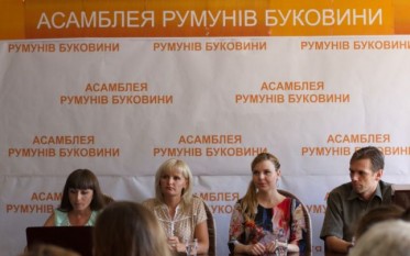 Aşa-zişii reprezentanţi ai Adunării Românilor din Bucovina, reuniţi luni - foto - adevarul.ro
