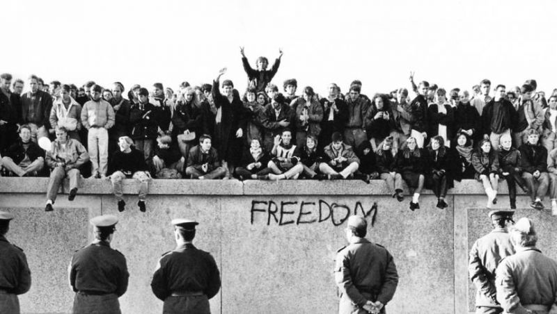 Zidul Berlinului - foto preluat de pe historia.ro