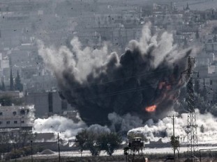 Franţa a intensificat raidurile în Siria, bombardând Raqqa, fieful reţelei teroriste Stat Islamic - foto: mediafax.ro
