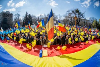Sfatul Ţării 2 şi marşul unionist „Dăm start Unirii” - foto: facebook.com/basarabiapamantromanesc