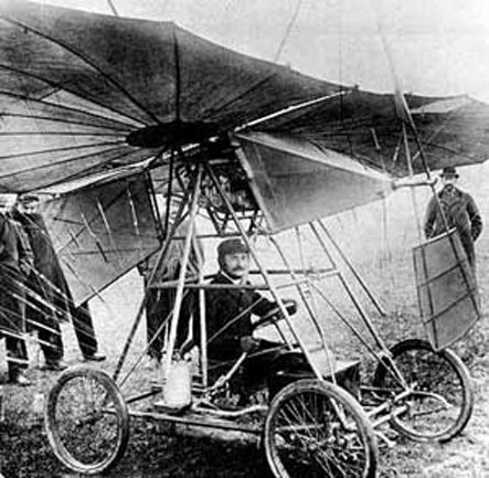Traian Vuia in avionul „Vuia I”
pe data 18 martie 1906 - foto preluat de pe ro.wikipedia.org