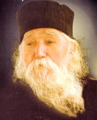 Părintele Cleopa Ilie (10 aprilie 1912 - 2 decembrie 1998), arhimandrit și viețuitor la Mănăstirea Sihăstria – Neamț, unul dintre cei mai însemnați duhovnici și predicatori români ai secolului XX - Iată ce vreau să vă mai spun: să nu socotim vreodată că am făcut început bun. Să dorim întotdeauna să punem început bun. Pentru că noi nu cunoaştem cum trebuie să fie un om care pune început bun, cum trebuie să se poarte. Să zicem: „Doamne, dă-mi ajutorul Tău, să pun început bun, să-mi îndrept viaţa” - foto: doxologia.ro