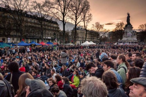 Dezbatere în stradă. Nuit Debout București - foto: facebook.com