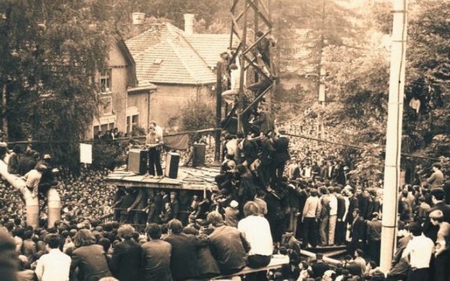 Lupeni, 3 august 1977 - foto de Antoniu Dumitru (preluat de pe: adevarul.ro)
