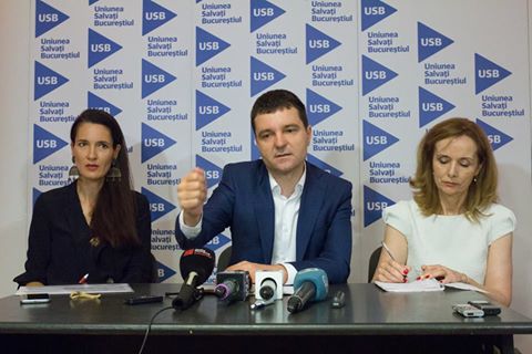 Clotilde Armand, Nicușor Dan și Roxana Wring - Conferința de presă USB (28 iulie 2016) - foto: facebook.com