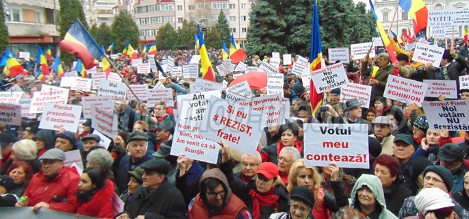 Miting PSD la Târgovişte, de susţinere a Guvernului Grindeanu (25 februarie 2017) - foto: incomod-media.ro