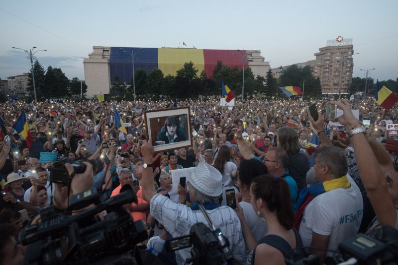Protest (Bucuresti, Piata Victoriei, 20 iunie 2018) - foto: Mihut Savu / Epoch Times