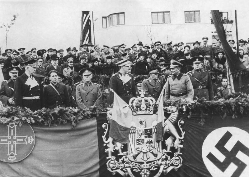 Aderarea României la Pactul Tripartit (23 noiembrie 1940) - foto preluat de pe ro.wikipedia.org