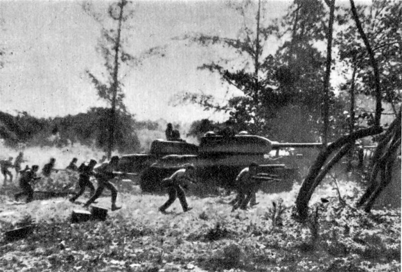 "Invazia din Golful Porcilor (17 - 20 aprilie 1961)" - Contraatac de Forțele Armate Revoluționare Cubaneze lângă Plaja Porcilor, 19 aprilie 1961 - foto preluat de pe /ro.wikipedia.org