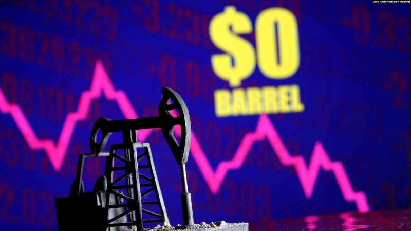 Prețul petrolului a înregistrat valori negative (20 aprilie 2020) - foto preluat de pe romania.europalibera.org