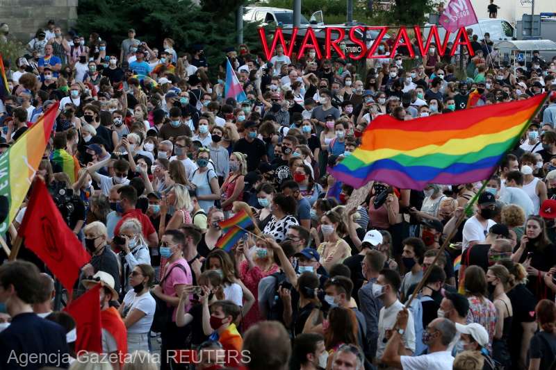 Polonia: Manifestaţii de susţinere după arestarea unei activiste LGBT (8 august 2020) - foto preluat de pe www.agerpres.ro