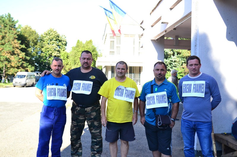 Protest la termocentrala Mintia, cinci angajaţi au intrat în greva foamei (10 septembrie 2020) - foto preluat de pe sindicatulsolidaritateahunedoara.ro