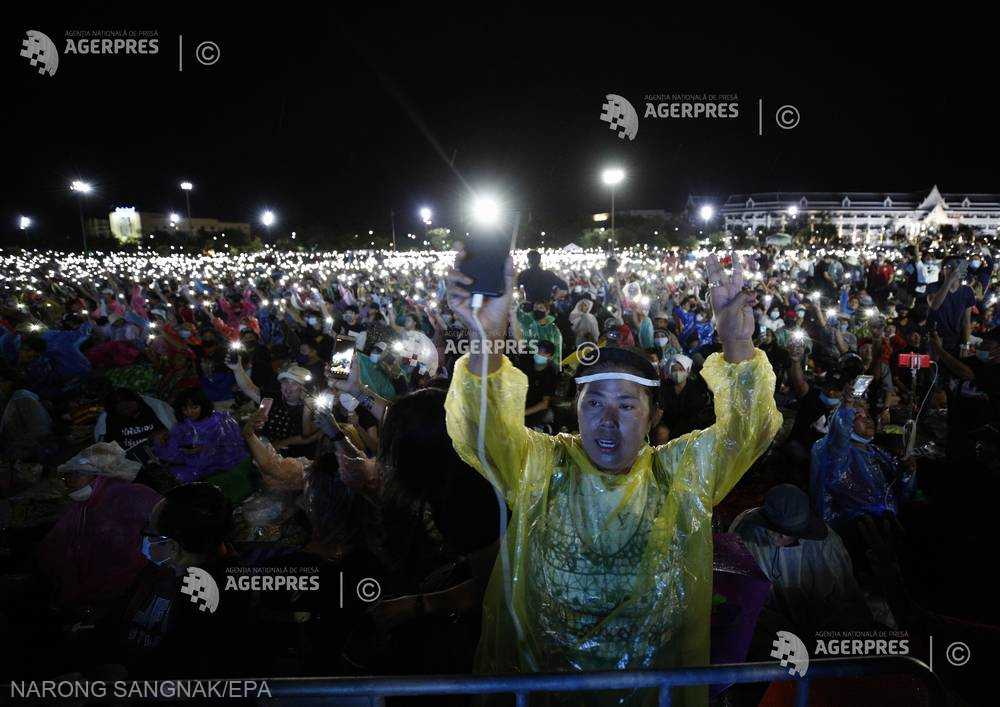 Thailanda: Cea mai mare manifestaţie din ultimii ani împotriva guvernului (19 septembrie 2020) - foto preluat de pe www.agerpres.ro