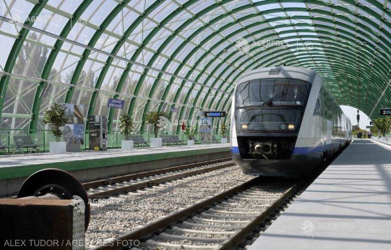 Linia de cale ferată Gara de Nord - Aeroportul Internaţional ''Henri Coandă'' Bucureşti - foto preluat de pe www.agerpres.ro