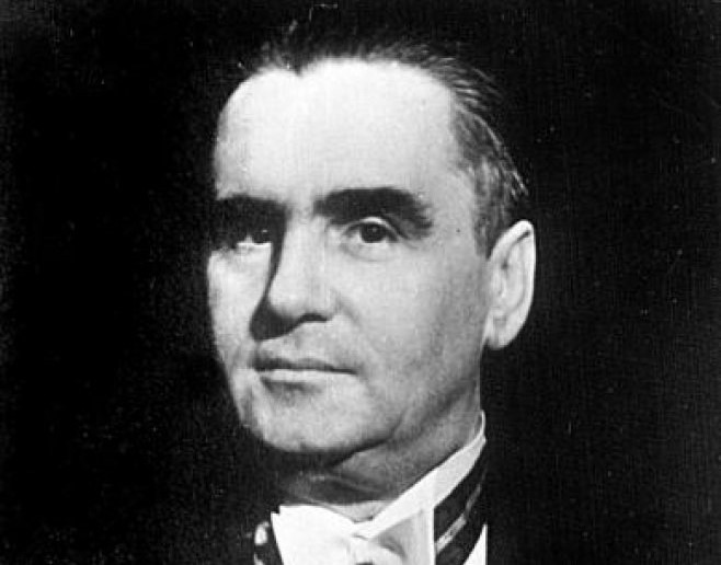 Daniel Ciugureanu (n. 9 decembrie 1885, Şirăuţi, Briceni – d. 6 mai 1950, Sighet) a fost un politician român din Basarabia, deputat în Sfatul Ţării, Prim-ministru al Republicii Democratice Moldoveneşti, ministru fără portofoliu în patru guverne ale României, deputat şi senator, Vicepreşedintele Camerei Deputaţilor, Vicepreşedintele şi Preşedintele Senatului Regatului România Mare - foto preluat de pe ro.wikipedia.org