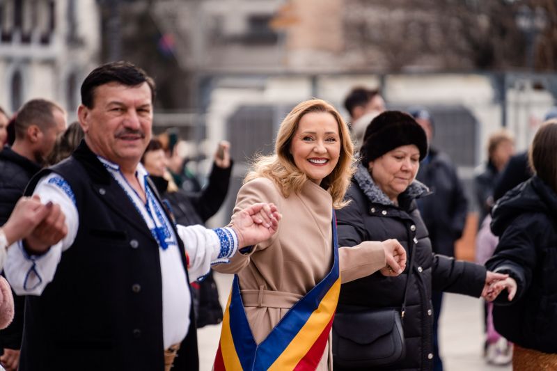 foto preluat de pe www.facebook.com/elenalasconi.romania