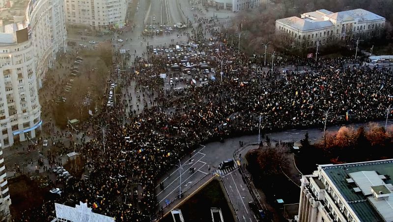 Protest AUR (București, 12 ianuarie 2025) - foto preluat de pe www.facebook.com/partidulAUR