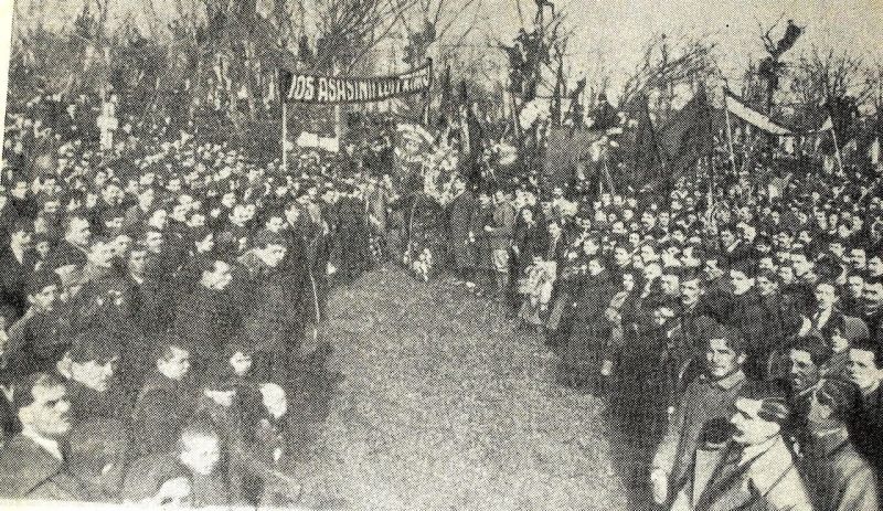 Demonstrație la funerariile lui Ion C. Frimu - foto preluat de pe en.wikipedia.org