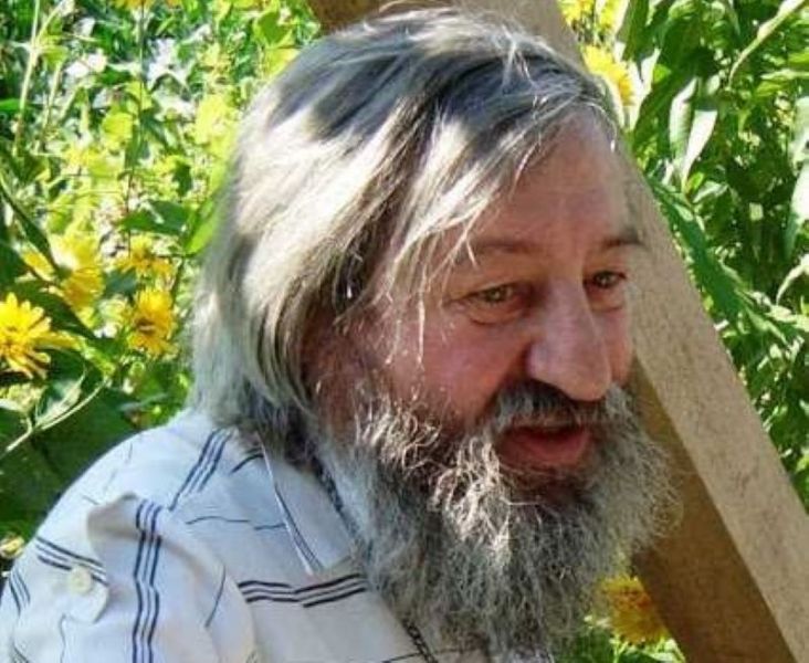 Gheorghe Istrate (1940 - 2017) - foto preluat de pe poetii-nostri.ro